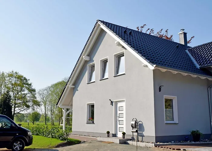 アパート Am Seepark ゼリン